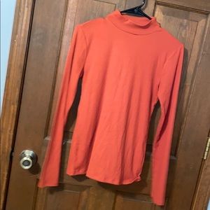 Long sleeve low turtle neck shirt